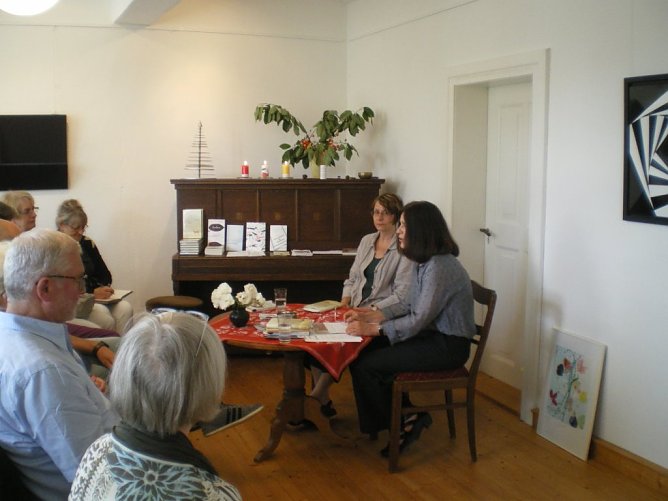 19. Limlingeröder Diskurse im Geburtshaus der Dichterin Sarah Kirsch (Foto: Heidelore Kneffel) 19. Limlingeröder Diskurse im Geburtshaus der Dichterin Sarah Kirsch (Foto: Heidelore Kneffel)