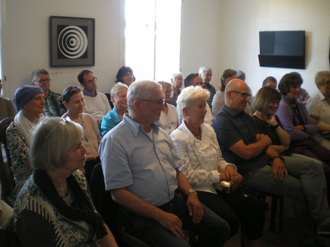 19. Limlingeröder Diskurse im Geburtshaus der Dichterin Sarah Kirsch (Foto: Heidelore Kneffel) 19. Limlingeröder Diskurse im Geburtshaus der Dichterin Sarah Kirsch (Foto: Heidelore Kneffel)