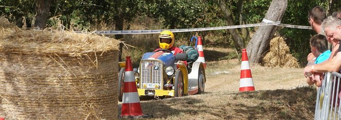 Hans Koglin - mit 76 der &auml;lteste Fahrer des Feldes (Foto: nnz)