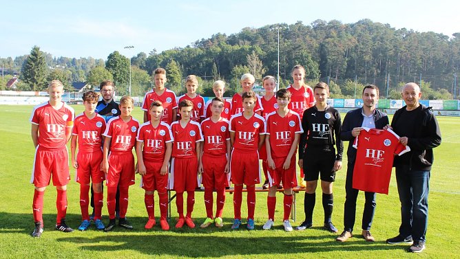 Neue Trikots (Foto: privat)