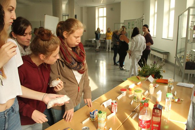 Tag der Zahngesundheit am Berufsschulzentrum Nordhausen (Foto: Angelo Glashagel) Tag der Zahngesundheit am Berufsschulzentrum Nordhausen (Foto: Angelo Glashagel)