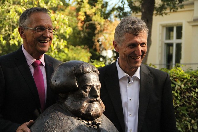 Dem Haus ein Gesicht geben - Meyenburg B&uuml;ste im Nordh&auml;user Kunsthaus enth&uuml;llt (Foto: Angelo Glashagel)