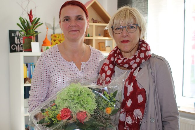 Blumen f&uuml;r die neue Mieterin (Foto: SWG)