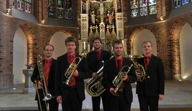 Der besondere H&ouml;rgenuss: emBRASSment (Foto: Agentur)