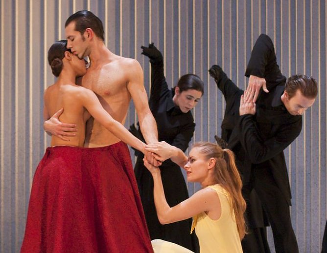 Gala im Paketpreis (Foto: Theater)