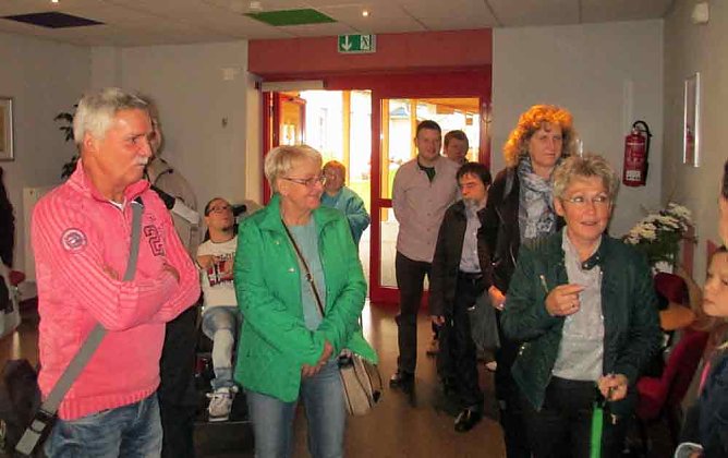 VdK Junioren besichtigen die Finneck Werkstat (Foto: Ina Römer) VdK Junioren besichtigen die Finneck Werkstat (Foto: Ina Römer)