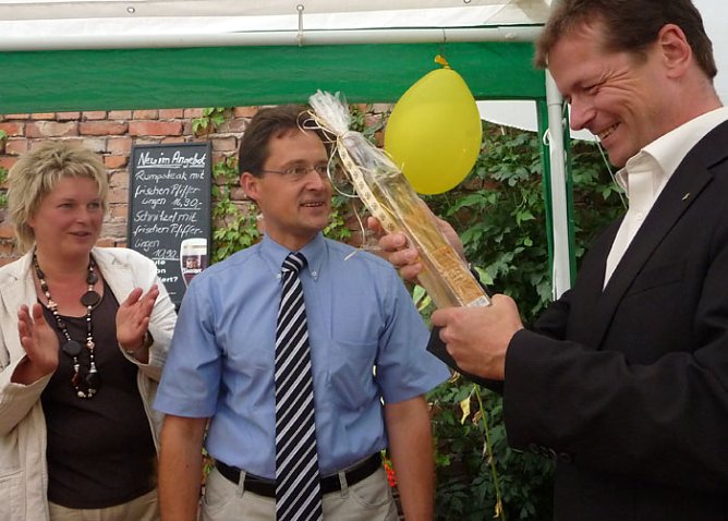 Glückwunsch nachträglich (Foto: nnz) Glückwunsch nachträglich (Foto: nnz)
