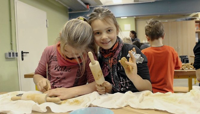 15 Kr&auml;nze, ein Wagenrad und 235 Zaunslatten (Foto: privat)