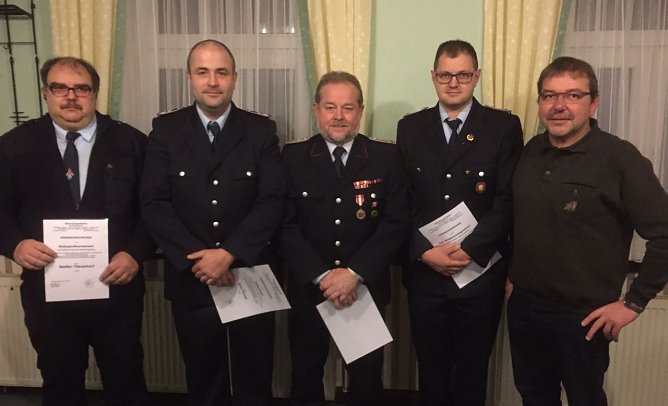 Zu Ehrenbeamten ernannt (Foto: privat)