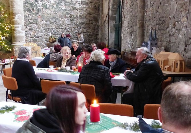 Traditioneller Advent in Ellrich gut besucht (Foto: Dr. Hannelore Pientka) Traditioneller Advent in Ellrich gut besucht (Foto: Dr. Hannelore Pientka)