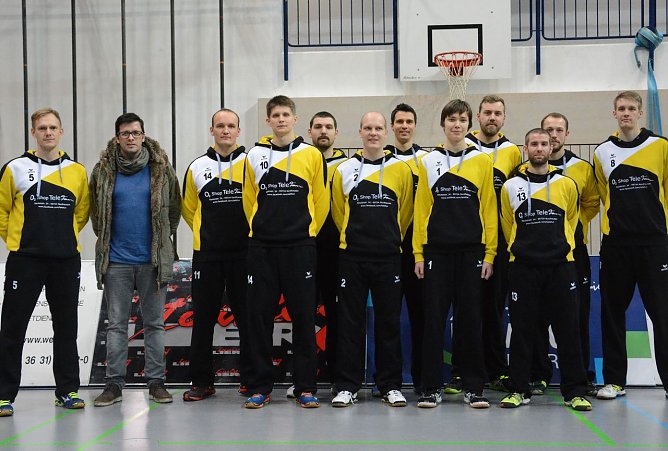 Neue Trainingsanz&uuml;ge (Foto: Sandra Arm)