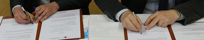 Unterschrieben (Foto: nnz)