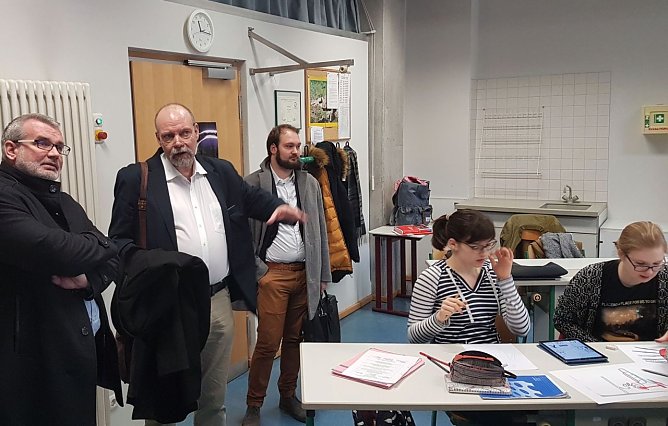 Schulbesuch in Magdeburg (Foto: J. Piper)