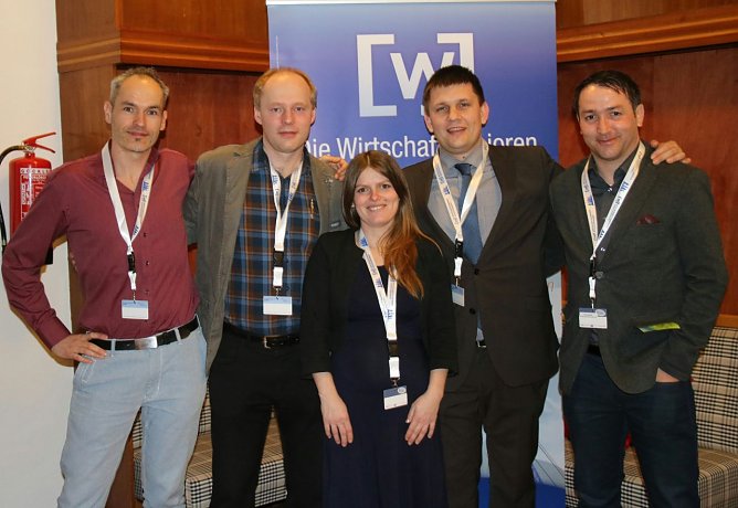 Kristian Muras, Daniel Predatsch, Stephanie Kespohl, Matthias Kresel, Peer Ziegler  (Foto: Wirtschaftsjunioren Nordth&uuml;ringen)