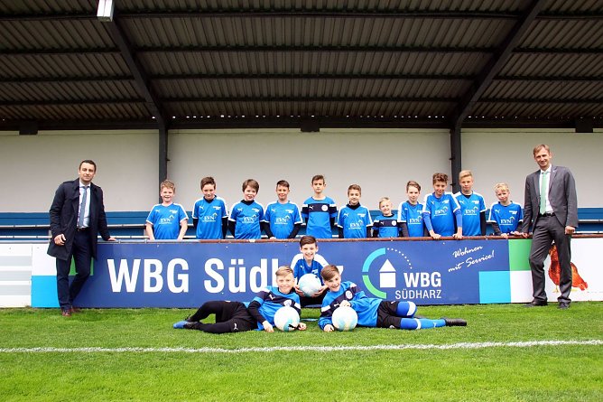 Wacker bedankt sich bei der WBG (Foto: Robert Wisse)