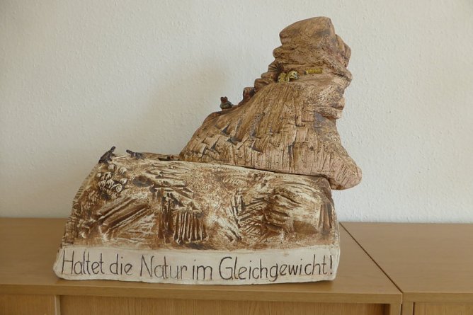 Die Kunst Dagmar Zimmermann's - Haltet die Natur im Gleichgewicht (Foto: Heidelore Kneffel)