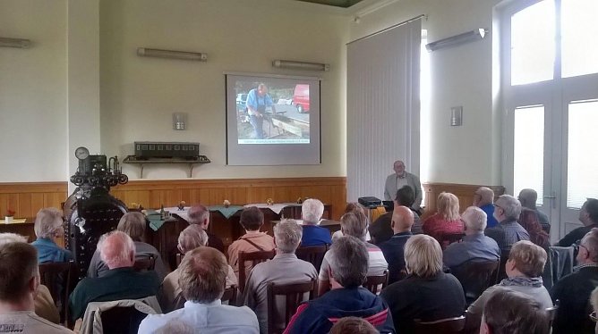 Vortrag im Bahnhof Klostermansfeld (Foto: Mansfelder Bergwerksbahn)