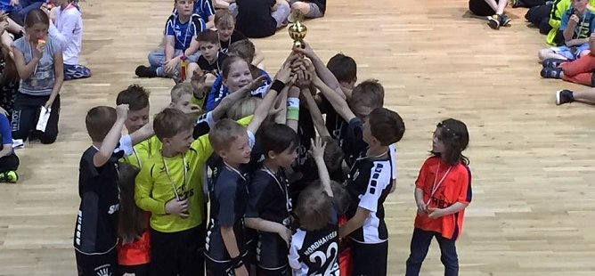 Freude &uuml;ber die Meisterschaft (Foto: privat)