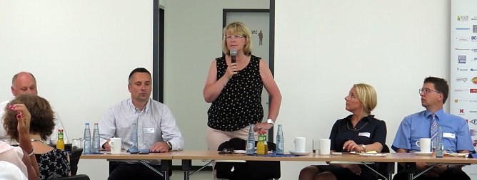 Inge Klaan stand Rede und Antwort (Foto: nnz)