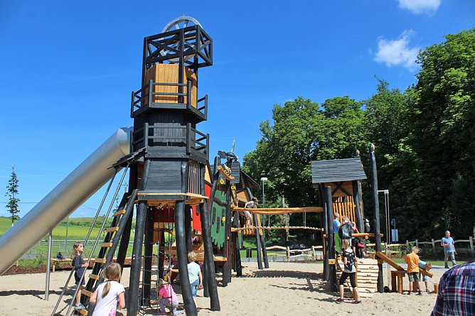 Geoerlebnislandschaft an der Barbarossahh&ouml;hle (Foto: Karl-Heinz Herrmann)
