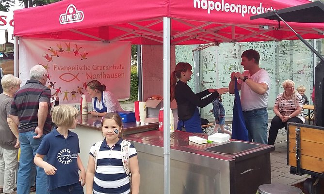 Bratwurst f&uuml;r einen guten Zweck (Foto: privat)