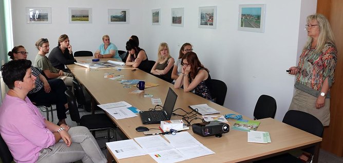 In der Verwaltung informiert (Foto: privat)