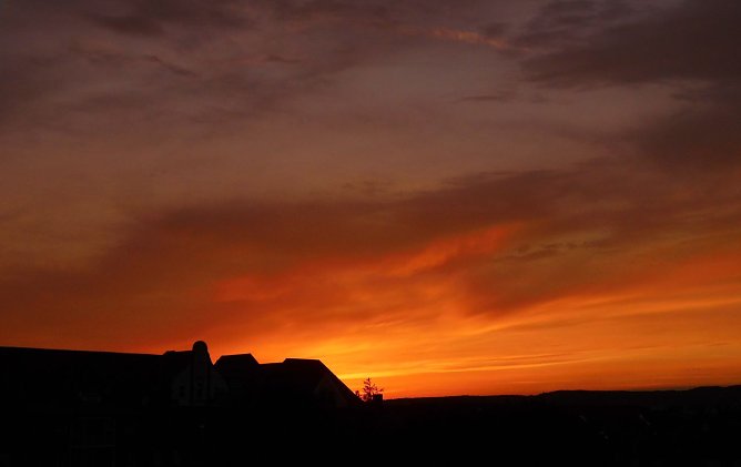 Abendlicher Himmel &uuml;ber Nordhausen (Foto: Bernd Thielbeer)