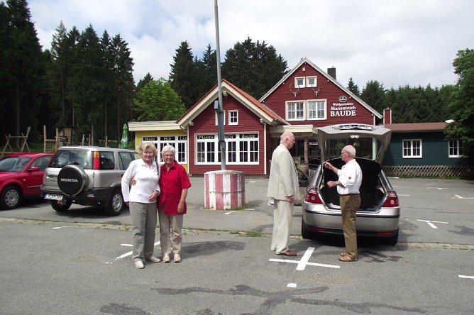 Gro&szlig;er Parkplatz (Foto: Kurt Frank)