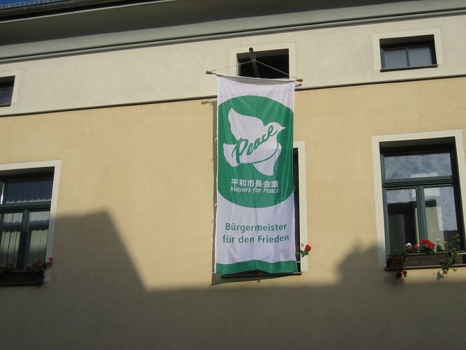 Flaggentag der B&uuml;rgermeister f&uuml;r den Frieden (Foto: Tino K&ouml;hler)