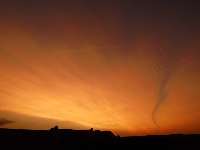 Abendhimmel &uuml;ber Nordhausen (Foto: Bernd Thielbeer)