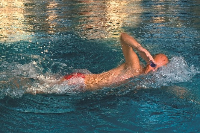 Fr&uuml;hschwimmen ab kommender Woche im Nordh&auml;user Badehaus (Foto: Badehaus Nordhausen)