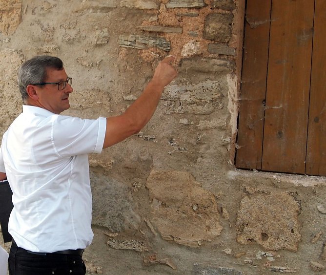 Erl&auml;uterungen zur Wegekapelle (Foto: R. Englert)