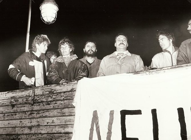 Wende-Zeiten (Foto: Stadtarchiv) Wende-Zeiten (Foto: Stadtarchiv)