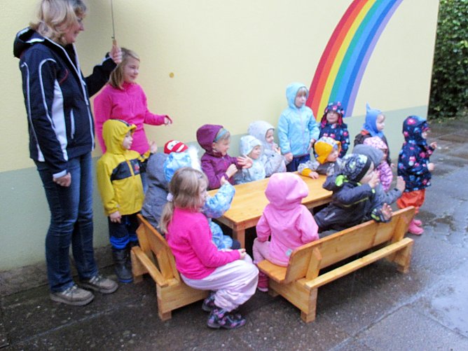 Spenden&uuml;bergabe (Foto: Anett Papke)