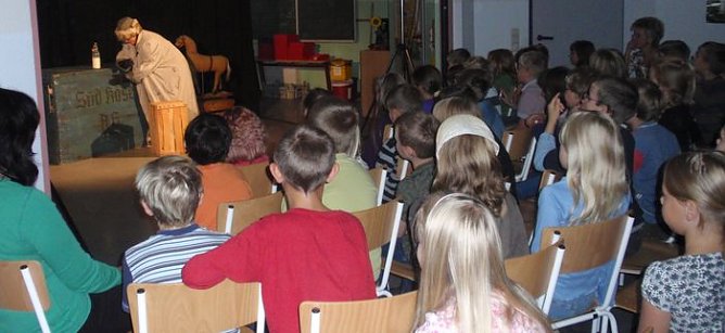 Theaterspiel (Foto: JSW)