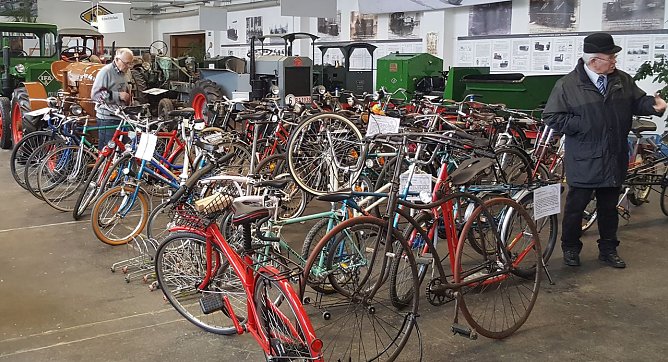 Jede Menge R&auml;der (Foto: nnz)