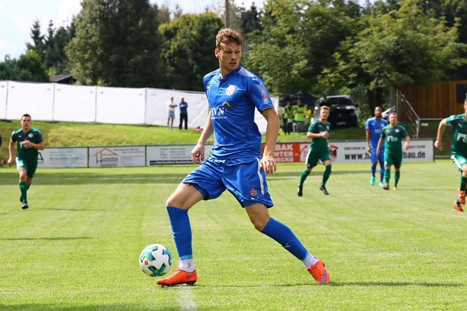 Schoss in Neustrelitz sein erstes Wacker-Tor: Oliver Genausch (Foto: Bernd Peter)