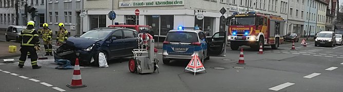 Unfall auf der Kreuzung (Foto: S. Tetzel)