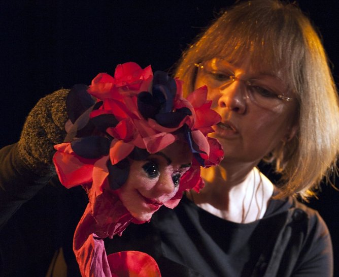 Puppenspiel zum Adventsmarkt in Lieberode (Foto: privat)