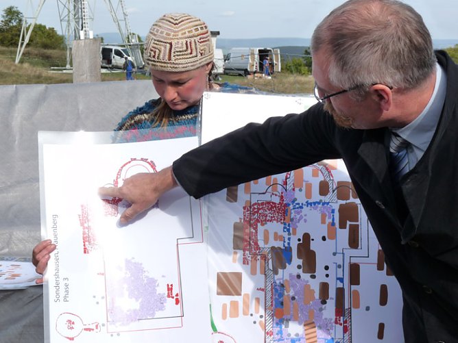 Ausgrabungen auf dem Frauenberg (Foto: Karl-Heinz Herrmann) Ausgrabungen auf dem Frauenberg (Foto: Karl-Heinz Herrmann)