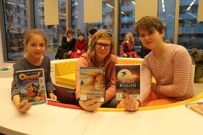 Elise, Lousie und Lilly wurden f&uuml;r ihre Filmkritiken ausgezeichnet (Foto: Angelo Glashagel)