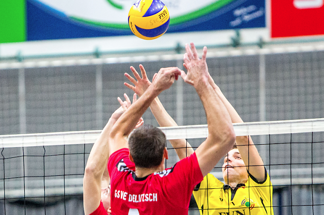 Im "Kellerduell" wird der SVC von Ben Bierwisch unterstützt (Foto: Sandra Arm) Im "Kellerduell" wird der SVC von Ben Bierwisch unterstützt (Foto: Sandra Arm)