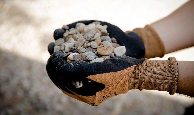 Mehr "Kies" verlangt die IG Bau (Foto: IG BAU)