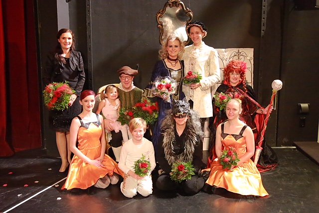 Das Tanzstudio Radeva feiert in diesem Jahr 23. Bestehen (Foto: Kathrin Kind und Cornelia Wilhelm) Das Tanzstudio Radeva feiert in diesem Jahr 23. Bestehen (Foto: Kathrin Kind und Cornelia Wilhelm)