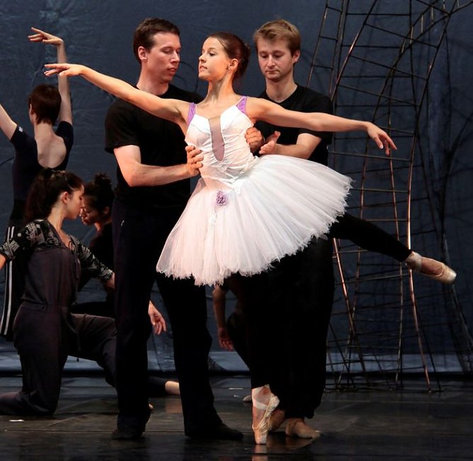 Getanztes Märchen (Foto: Anja Daniela Wagner) Getanztes Märchen (Foto: Anja Daniela Wagner)