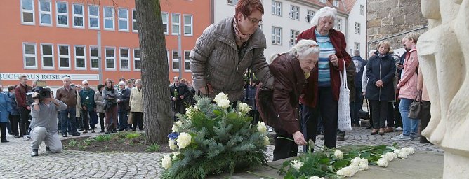 Nordhausen gedachte der rund 9.000 Opfer der Bombardierung im April 1945 (Foto: nnz)