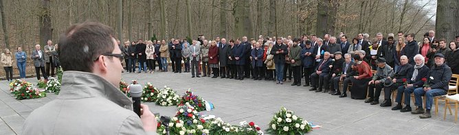 Gedenken 73 Jahre danach (Foto: nnz)