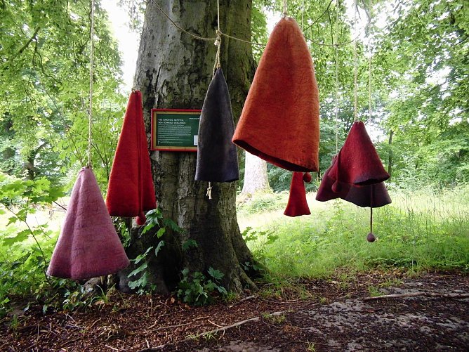 Erbsenspiele und Zwergengeschichten auf dem Burgberg in Ilfeld (Foto: Ulrike Tuschy)