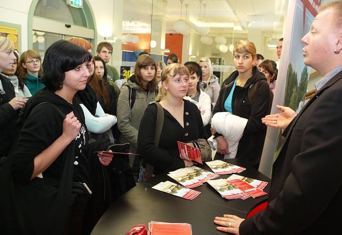 Junge Leute sollen Blut spenden (Foto: nnz)