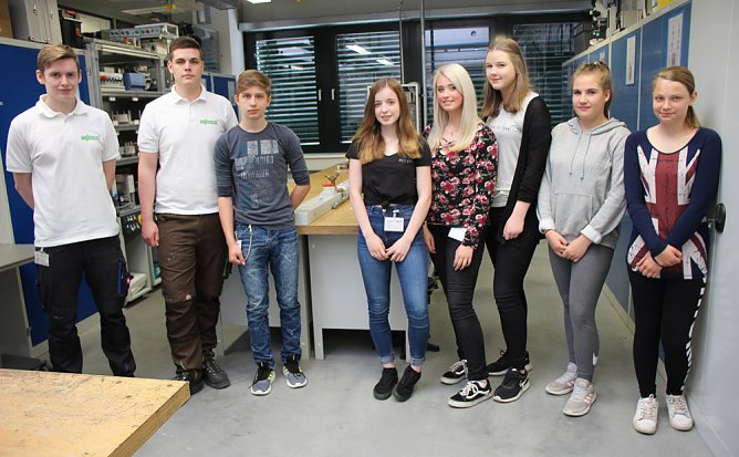 Technik-R&auml;tsel im WAGO Escape Room (Foto: Karl-Heinz Herrmann)